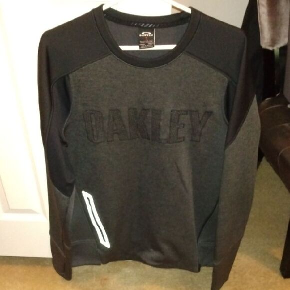 Oakley Charcoal and Black Crewneck - Picture 1 of 4